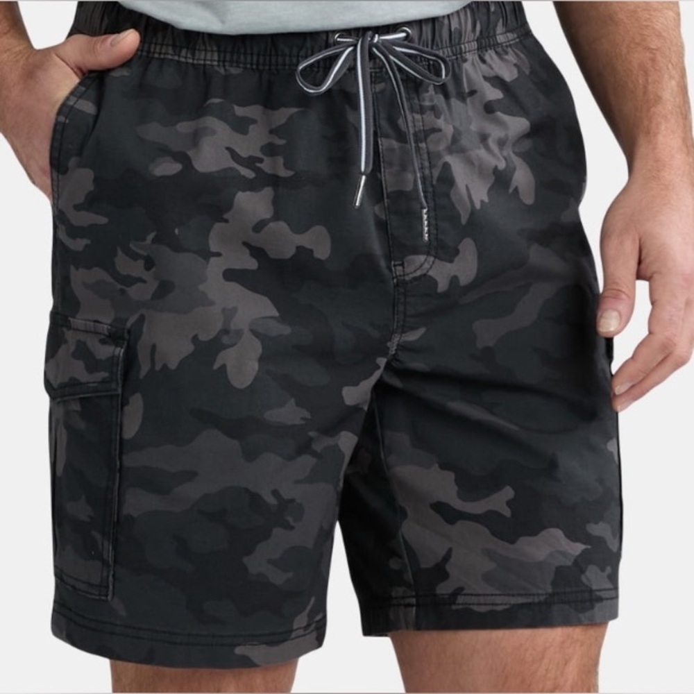 George Men's 2pairs Camouflage Cargo Shorts 8” inseam —size M 32-34